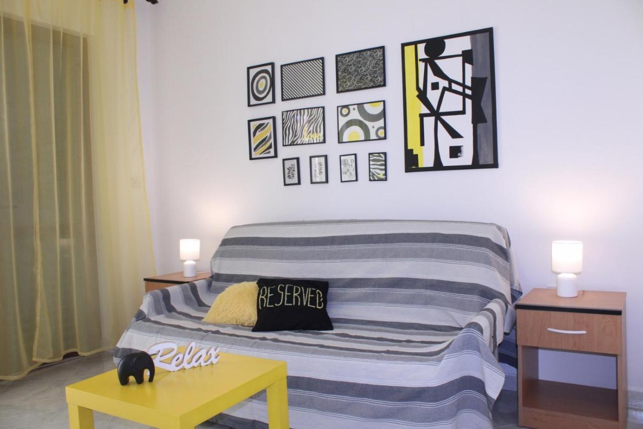 פאז'אנה Lily'S Lovely Apartments מראה חיצוני תמונה