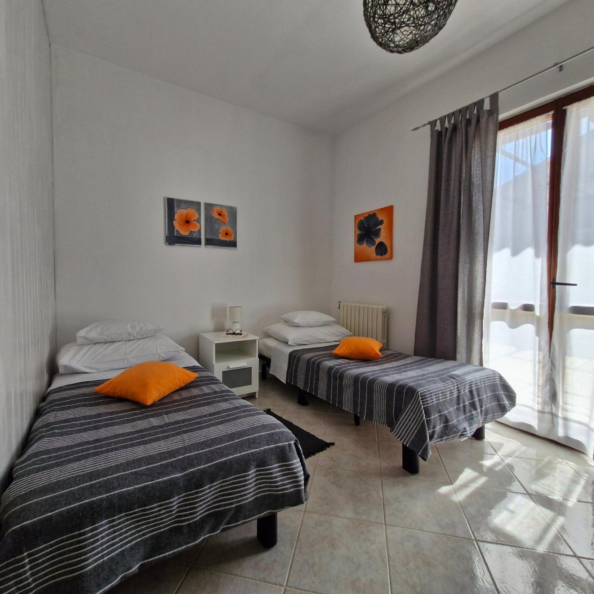פאז'אנה Lily'S Lovely Apartments מראה חיצוני תמונה